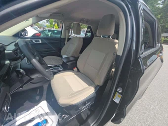 2023 Ford Explorer Base – miniatura 6