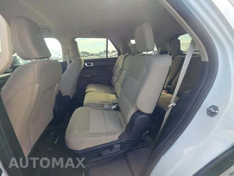 2023 Ford Explorer Base - miniatura 13