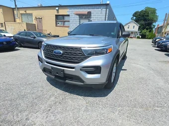 2023 Ford Explorer Base