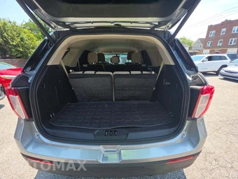 2023 Ford Explorer Base – miniatura 12