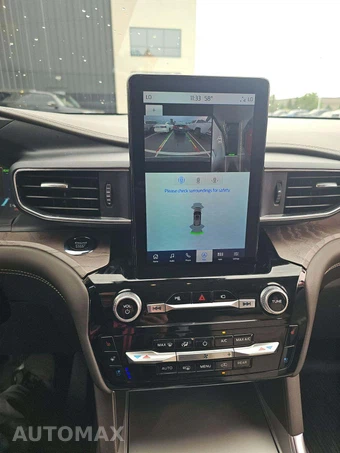 2023 Ford Explorer Hybrid Platinum - miniatura 10