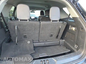 2023 Ford Explorer Limited - miniatura 17