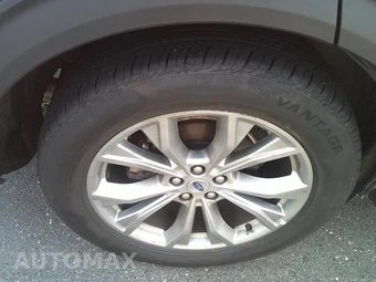 2023 Ford Explorer Limited - miniatura 28