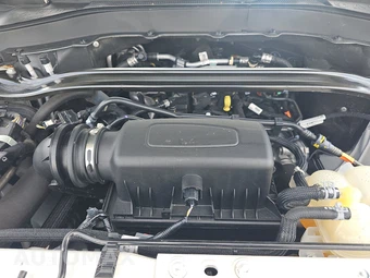 2023 Ford Explorer Limited – miniatura 17