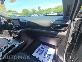 2023 Ford Explorer Limited - miniatura 17