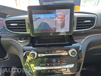 2023 Ford Explorer Limited - miniatura 22