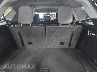2023 Ford Explorer Limited - miniatura 16