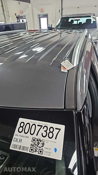 2023 Ford Explorer Limited - miniatura 20