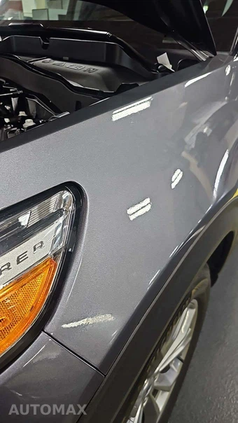 2023 Ford Explorer Limited - miniatura 25