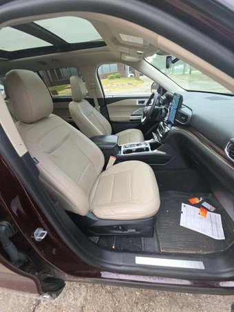 2023 Ford Explorer Limited - miniatura 19