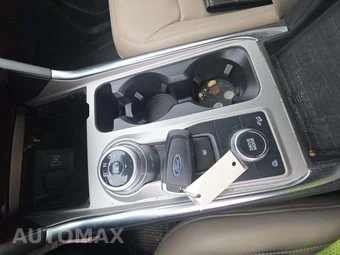 2023 Ford Explorer Limited - miniatura 8