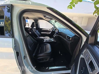 2023 Ford Explorer Limited - miniatura 19