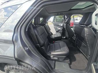 2023 Ford Explorer Limited - miniatura 14