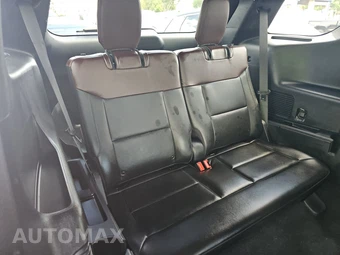 2023 Ford Explorer Platinum - miniatura 14