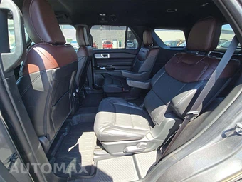 2023 Ford Explorer Platinum - miniatura 10
