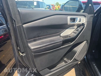 2023 Ford Explorer Platinum - miniatura 9