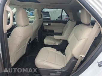 2023 Ford Explorer Platinum - miniatura 10