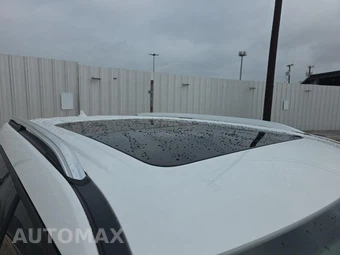 2023 Ford Explorer Platinum - miniatura 16