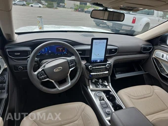 2023 Ford Explorer Platinum - miniatura 8
