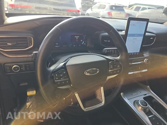 2023 Ford Explorer Platinum - miniatura 10