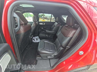 2023 Ford Explorer Platinum - miniatura 10