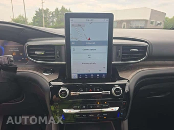 2023 Ford Explorer Platinum - miniatura 7