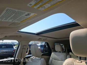 2023 Ford Explorer Platinum - miniatura 11