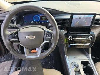 2023 Ford Explorer Platinum - miniatura 10