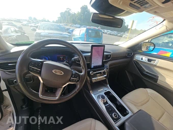2023 Ford Explorer Platinum - miniatura 11