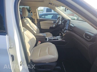 2023 Ford Explorer Platinum - miniatura 8