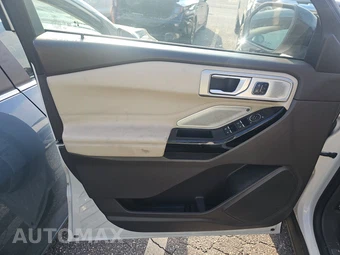 2023 Ford Explorer Platinum - miniatura 9