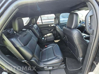 2023 Ford Explorer ST - miniatura 17