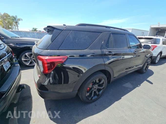 2023 Ford Explorer ST - miniatura 3