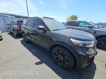 2023 Ford Explorer ST - miniatura 4