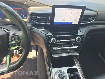 2023 Ford Explorer ST - miniatura 11