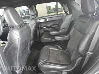2023 Ford Explorer ST - miniatura 13