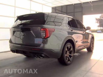 2023 Ford Explorer ST - miniatura 4