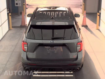 2023 Ford Explorer ST - miniatura 5