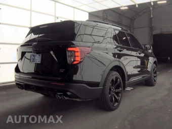 2023 Ford Explorer ST - miniatura 4