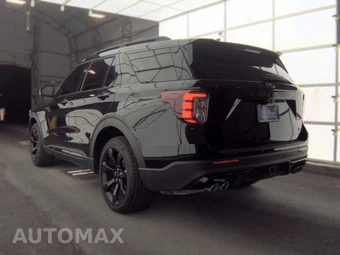 2023 Ford Explorer ST - miniatura 6