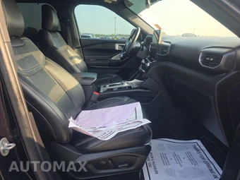 2023 Ford Explorer ST - miniatura 8