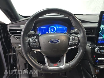 2023 Ford Explorer ST - miniatura 10