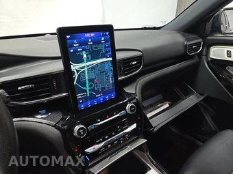2023 Ford Explorer ST - miniatura 11