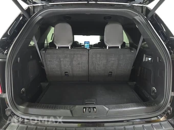 2023 Ford Explorer ST - miniatura 17