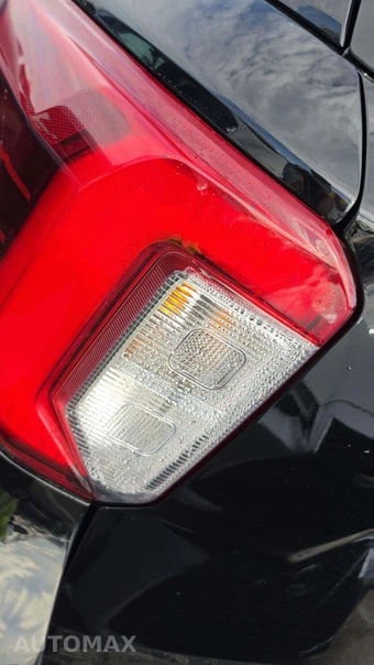 2023 Ford Explorer ST - miniatura 21