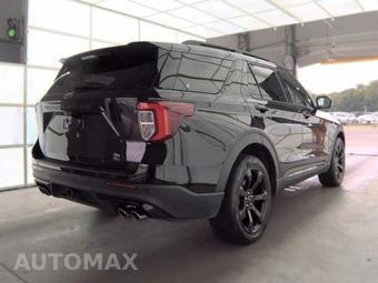 2023 Ford Explorer ST - miniatura 4