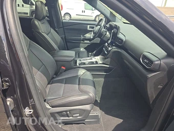 2023 Ford Explorer ST - miniatura 8