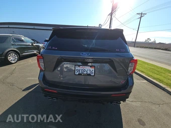 2023 Ford Explorer ST - miniatura 5
