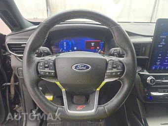 2023 Ford Explorer ST - miniatura 10
