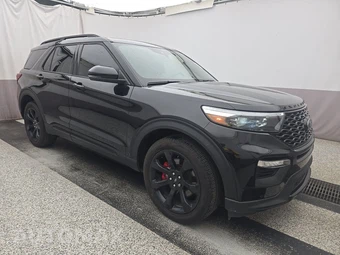 2023 Ford Explorer ST - miniatura 3